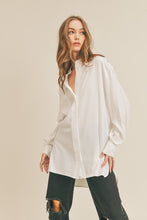 Load image into Gallery viewer, Olivia Button Down Tunic (2 colors)