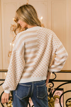Load image into Gallery viewer, Kaia Checkered Cardigan